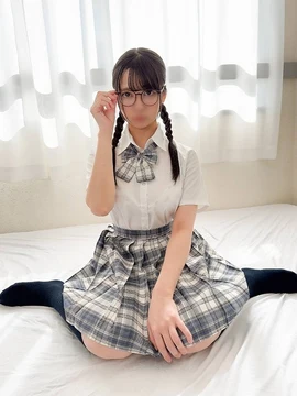 FC2-PPV-4323016 *Limited quantity for the first time* Moe-kyun beautiful woman I had sex with a "dirty" honor student with big breasts and glasses while wearing a uniform Nano-chan, 18 years old