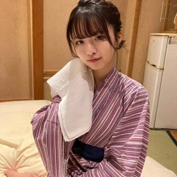 FC2-PPV-4074332 I went to a hot spring for a day trip with Ayu-chan, a beauty who is the embodiment of cute genius! - !