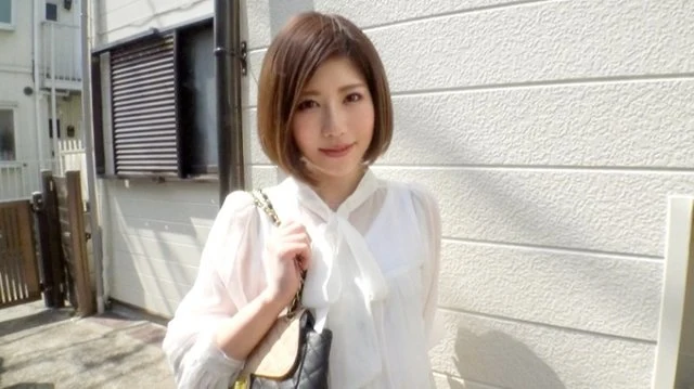 SIRO-3793 A beautiful hairdresser who works at the airport. - She Reveals That She's A Masochist That She Can't Usually Tell People About, And Gets Attacked And Enraptured... Applied Amateur, First AV Shoot 75