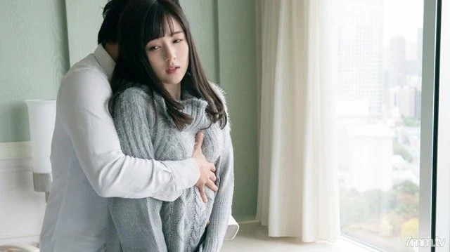 S-CUTE-438_emiri_03 "Love" caressed etch / Emiri