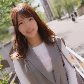 FC2-PPV-4804573 Dripping with pre-cum G-cup Feels amazing to hug A cheerful and lewd big-breasted hairdresser (24) Creampie ② (Namin)