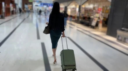 FC2-PPV-2922364 SSS class beauty CA's 2nd advent! - [Long-awaited complete appearance] Unauthorized raw vaginal cum shot without learning while being rebelled! - From the beautiful face to the bukkake facial, the uniform was a real CA.