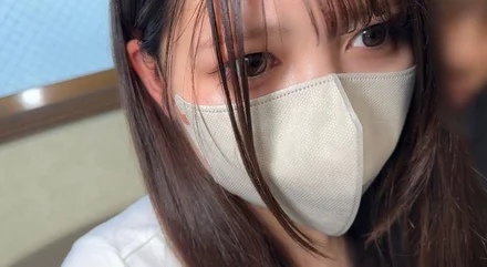 FC2-PPV-4713731 [Completely amateur] A 19-year-old talented person who is cute but very erotic. - It's a dangerous day, but it's raw insertion. - It was so pleasant that my hips couldn't stop and I had to cum inside her.