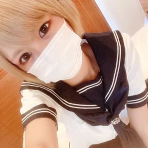 FC2-PPV-4739180 [Uncensored] A beautiful gal with short hair plays with an old man's dick and he loses his mind! He mounts her and inserts it, and the gal rides him with her hips fully up, leading to an explosive creampie ejaculation!!