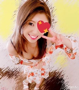 FC2-PPV-927039 [Personal photography] My sister's classmate JD Emiri 19 years old A bursting smile and a petite body of 149 cm are so cute! - Her first POV shoot in her life makes her hips float and she squirts in large quantities.