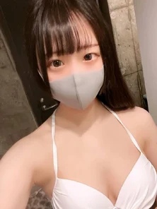 FC2-PPV-4811486 Mika's first time at the pool in a pure white bikini! A luxury suite room is rented out for her first time, with two scenes of swallowing and a massive creampie!