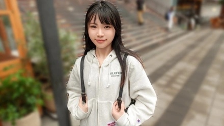 SIRO-5650 "Watch the sex of the Reiwa generation A 19-year-old working at a famous theme park applied She's very interested in sex and has a great personality Her blushing face is also cute Is her overly sensitive erogenous zone a sign of her youth? Sex Potential...": MGS Video <Prestige Group> Adult Video Streaming Site