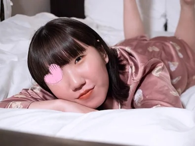 FC2-PPV-3513189 [Pajamas Monashi] Pajamas de Oma No custom declaration Amateurs, few experienced people, small tits, cuts, double back... But the dick is amazing Tightening giant abalone won't let you pull out