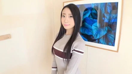 SIRO-4462 [First shot] [Fascinating pleasure at the cowgirl position] [In a flowing silhouette..] A slender beauty with long legs and beautiful black hair. - Her soft waist line is attractive, and she shows off her nasty figure on the bed.. AV application on the net AV experience shooting 1487