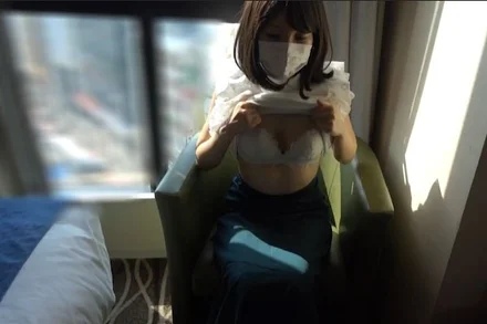 FC2-PPV-3202792 * First time limited quantity 1930pt 1093pt [Gonzo] Leisurely continuous vaginal cum shot to a married woman who is trembling with fear of being seen by passers-by