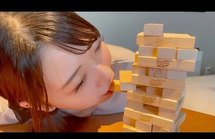 FC2-PPV-4522274 Erika-chan makes a shocking comeback! - ! - About a year and a half since graduation. - This will be a limited-time return in response to the feedback from fans. - For those who purchase by August 31st, you will also receive information on the fan appreciation project! - !