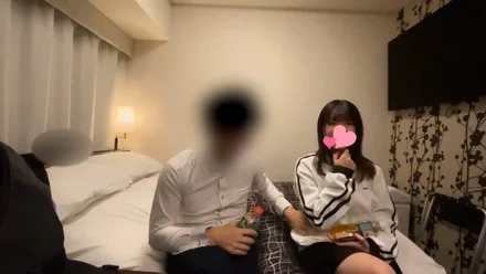 FC2-PPV-4757705 Slender E-cup specialist, first experience of raw sex in uniform The gap between her young face and exquisite breasts makes me cum too! [Personal shooting, amateur, POV] [Part 1] No.337