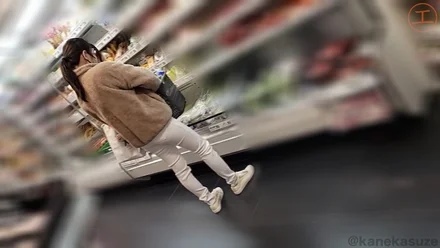 FC2-PPV-3200723 [Individual] A petite young wife who looks good with a ponytail on beautiful breasts, after capturing a stakeout during repayment delinquency, exposed outdoors and teased in the kitchen and put out a large amount of vaginal cum shot in a tight pussy (beware of loud panting voice when playing sample)