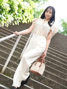 FC2-PPV-4827731 I filmed this in between childcare duties A cock-crazed, horny housewife, Non, 30 years old