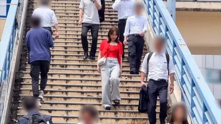 FC2-PPV-4802106 [Street snap raw sex] Picking up and filming a big-breasted, super cute college girl + raw creampie as a reward