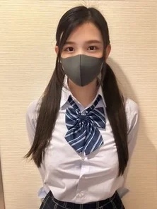 FC2-PPV-3232392 [Limited quantity sale] Just finished the graduation ceremony last week! - ? - Real j 3rd grade 18 year old F cup Momo-chan! - A beautiful little girl with the finest style is a miracle appearance! - A treasure video that can be the first and last [first raw vaginal cum shot in life]