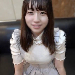 FC2-PPV-4900752 You can tell from the thumbnail that she has huge breasts! Enjoy the innocent sex of a college student who has been in Tokyo for a year and is still not used to city life!