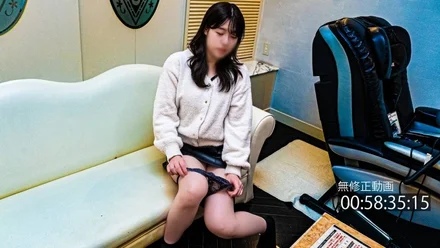 FC2-PPV-4309374 500pts only until 2/27! [Cute/Pure] A woman I interacted with only by promising to take off her panties. - Raw creampie + mouth ejaculation.