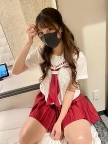 FC2-PPV-1898831 [Girls until recently Raw] 18-year-old Miyu-chan and her first experience train blowjob, slimy lotion raw squirrel play in a naughty swimsuit! -