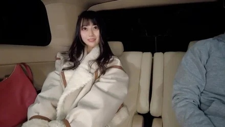 FC2-PPV-4574435 J 18 years old who wants to be an idol. - Instant ejaculation in the car, multiple times while looking at her cute face at every moment.