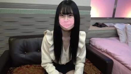 FC2-PPV-2583964 Fair-skinned slender with long black hair. - I persuaded a cafe clerk who looked like a Japanese doll by pretending to forget something.