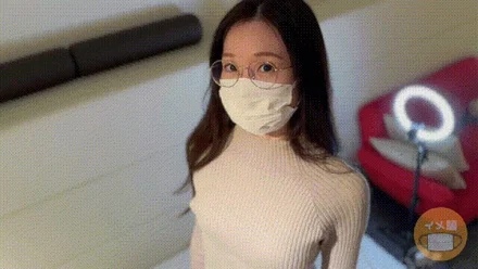 FC2-PPV-4598325 When I tried to take a sex shot of a real reader model while doing an image video, I was shot back IMEDAMAFC2