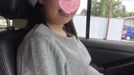 FC2-PPV-1675071 [Individual shooting ㊽] Prefectural K3 pregnant woman Ami Chasing the belly just before giving birth Sperm injection & blowjob in the car on the school road [with bonus]