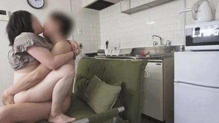 FC2-PPV-3195246 [Uncensored x personal photography] A young wife who bought a luxury brand bag is working as a dad to pay off the loan! - Live proudly at home where the child is in the next room! - Amateur wife's real sex that can only be seen here is erotic...