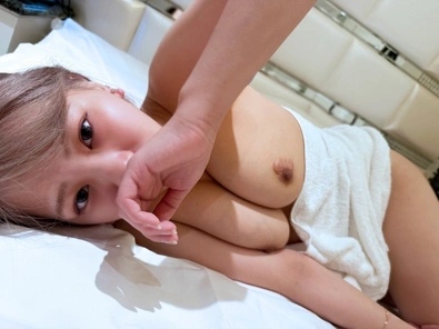FC2-PPV-4885813 [23 years old] A top-ranking hostess with a pure face and toughness that keeps her composure even after an after-hours shift, but she is no match for an old man's dick and is utterly defeated!