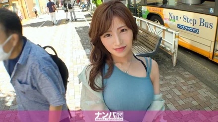 200GANA-2940 Seriously soft, first shot. - 1977 Picked up a beautiful secretary of a certain company in Ebisu! - Soft body with soft hip joints The bewitching blowjob technique and cowgirl position with flexible hips are incredibly erotic! - !