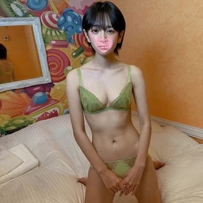 FC2-PPV-3238694 1 week only 3980 2480 [Shortcut, big clip / photography with cameraman] Shortcut black hair beauty with outstanding sensitivity ** Playing with toys until they break and cumming out videos are leaked.