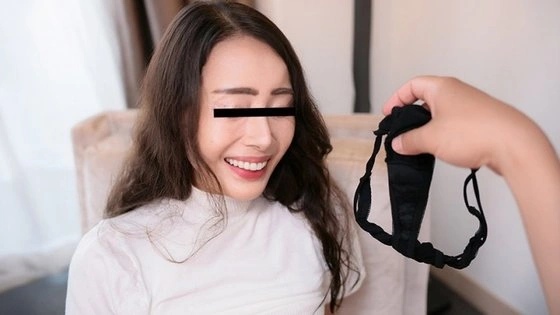 Pacopacomama-092226_100 Let me buy the underwear that you're wearing right now! : A Mature Wife Who Mistakes a Thong for a Full-Back Brief