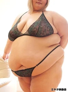 MYT-240001 Do you like marbled female meat? - Hina's