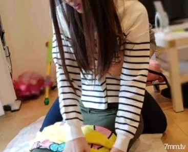 FC2-PPV-998871 [Individual] While the housework is not over ... Beautiful young wife fucked in the living room Until the beautiful ass is fucked by another person and vaginal cum shot