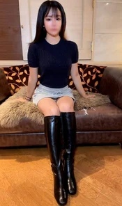 FC2-PPV-4584487 [Pre-release] Beautiful gal with bewitching black hair, exposes her erotic big nipples and easily cums outside with an electric massager