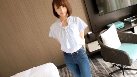 SIRO-3809 [First shot] [Attraction of a glossy woman] [Sensitive constitution] An older sister who has been in pure love tastes various first experiences at an age when her sensitivity rises. - AV application on the net AV experience shooting 1041