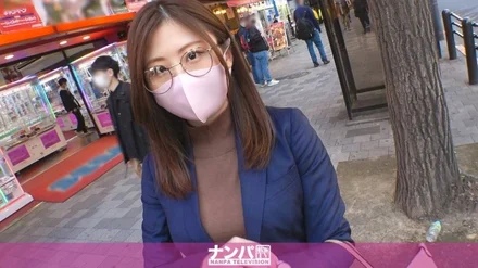 200GANA-2625 Seriously flirty, first shot. - 1748 Picking up a tired lady who worked all night! - Her double teeth are cute and my heart beats tight, so I invited her to the hotel and let her get tipsy... Her plump butt is super erotic! - The back and sleeping back scenes are a must-see! - !