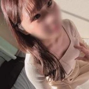 FC2-PPV-1599331 [No] It seems that it is absolutely necessary, so a large amount of vaginal cum shot is made to a cute junior college student