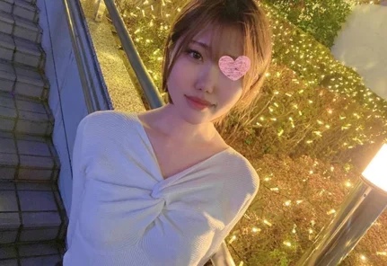 FC2-PPV-3192968 [1 week limited 2980 1980] A fair-skinned slender cafe clerk pant violently at a secret part-time job. - She poured some white cream into it.