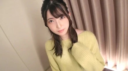 SIRO-4717 [First shot] [Serious nurse] [Transparent snowy skin] A new nurse with little experience who spends a busy day appears. - She exposes the white skin hidden under the white coat in front of the camera, and enjoys her cock after a long time while shaking her beautiful buttocks. - AV application on the net AV experience shooting 1697