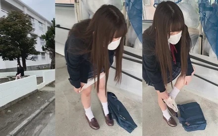 FC2-PPV-1859039 (Individual) Big-breasted 3rd year student takes off her panties outdoors and takes a walk without panties Home video