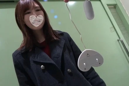 FC2-PPV-4560194 [No / Individual shooting] Limited discount 780 points / Sensitive beauty with a model body Remote control vibrator walk date x oral ejaculation! - [High quality with bonus]