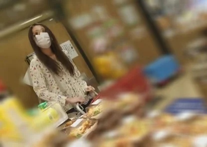 FC2-PPV-2477398 Second visit [Individual] Visiting the beauty witch of the company housing wife at home after shopping. - Before her husband comes home, she sucks other people's juice into her vagina with another person's stick and impregnates her.