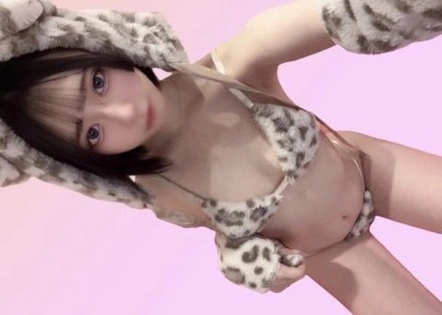 FC2-PPV-4809879 Super cute Yun-chan with stunning visuals