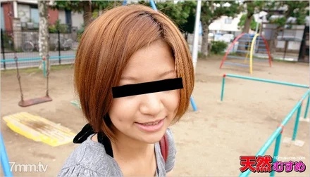 10musume-110912_01 Don pull shaving in the men's room dating