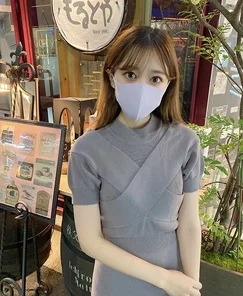 FC2-PPV-3109321 1 week only 22801280 I tried to punish a hostess who earns a price for expensive champagne with a pillow.