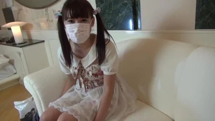 FC2-PPV-330325 First shot a little appearance! - I took a picture of a 20-year-old □ Rebaipan girl raw [Personal shooting]