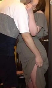 FC2-PPV-1543169 There is one extra video * 2800pt 900pt [H-cup, Big Breasts Married Woman NTR] My husband is an ordinary office worker, and I will see him off to the site where he is dug. - In order to earn her pocket money, she hits a big cock with a stranger stick and digs her vagina for the first time in Papa Katsu. - Positive of the owner of the big cock