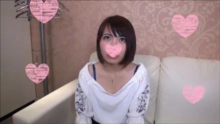 FC2-PPV-815108 First shot Appearance Nice to meet you with a short hair slender girl (18) from the countryside [Personal shooting]