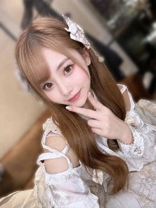 FC2-PPV-4904121 [Face Revealed] "18-year-old beautiful cosplayer with rapidly increasing followers" makes a shocking appearance on FC2. Rare footage of unprotected sex during her fertile period, 1 hour and 24 minutes. *Only a few left